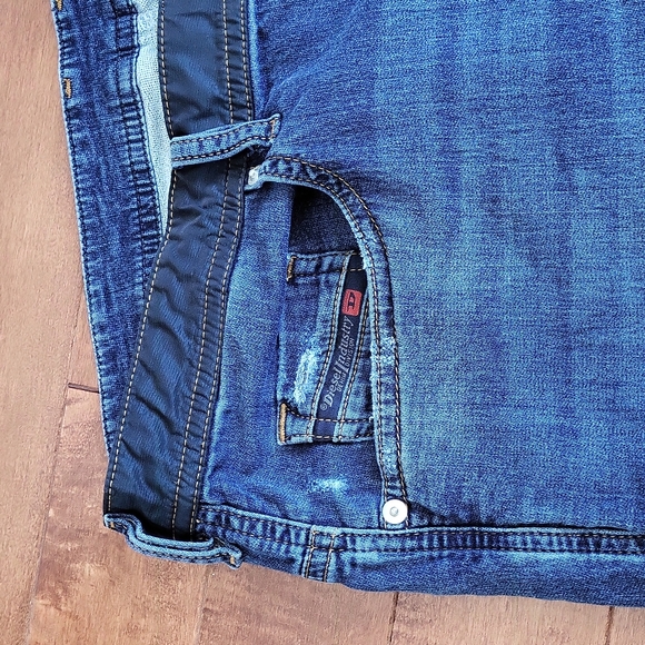 Diesel jeans - Picture 4 of 11